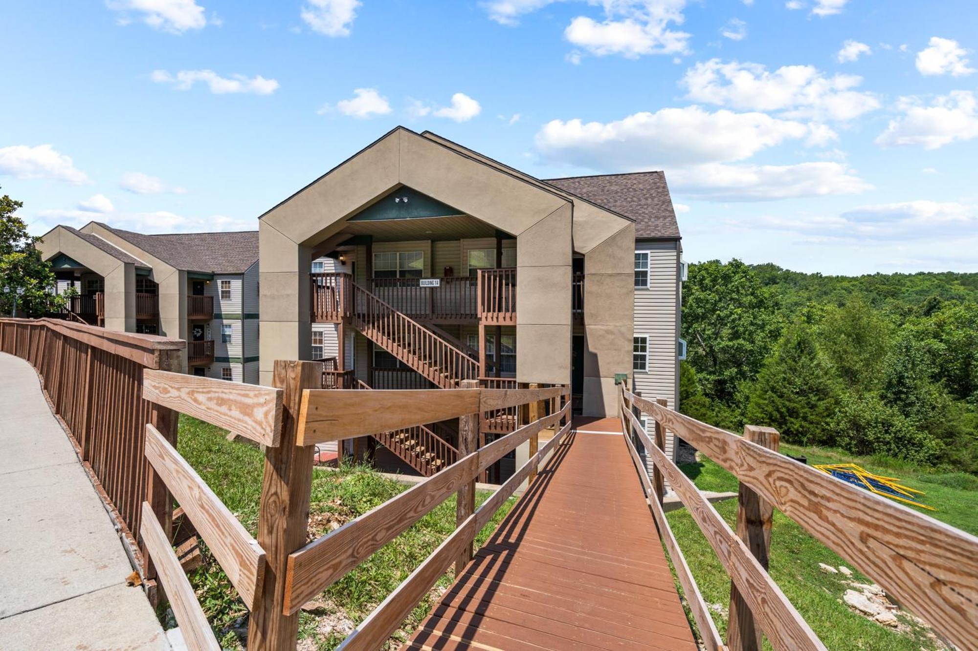 Woodpecker Watchtower Apartment Branson Ngoại thất bức ảnh
